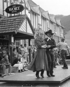 Vintage photo of couple dancing in front of the Silver Dollar Bar & Grill